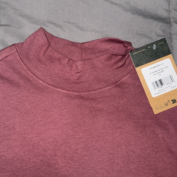 NWT NorthFace Tee - Picture 3 of 8